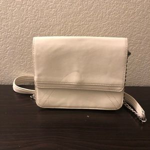 White shoulder bag